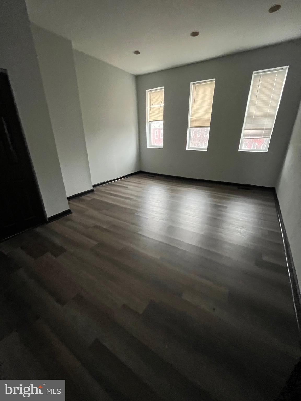 HARLEM PARK - Residential Lease