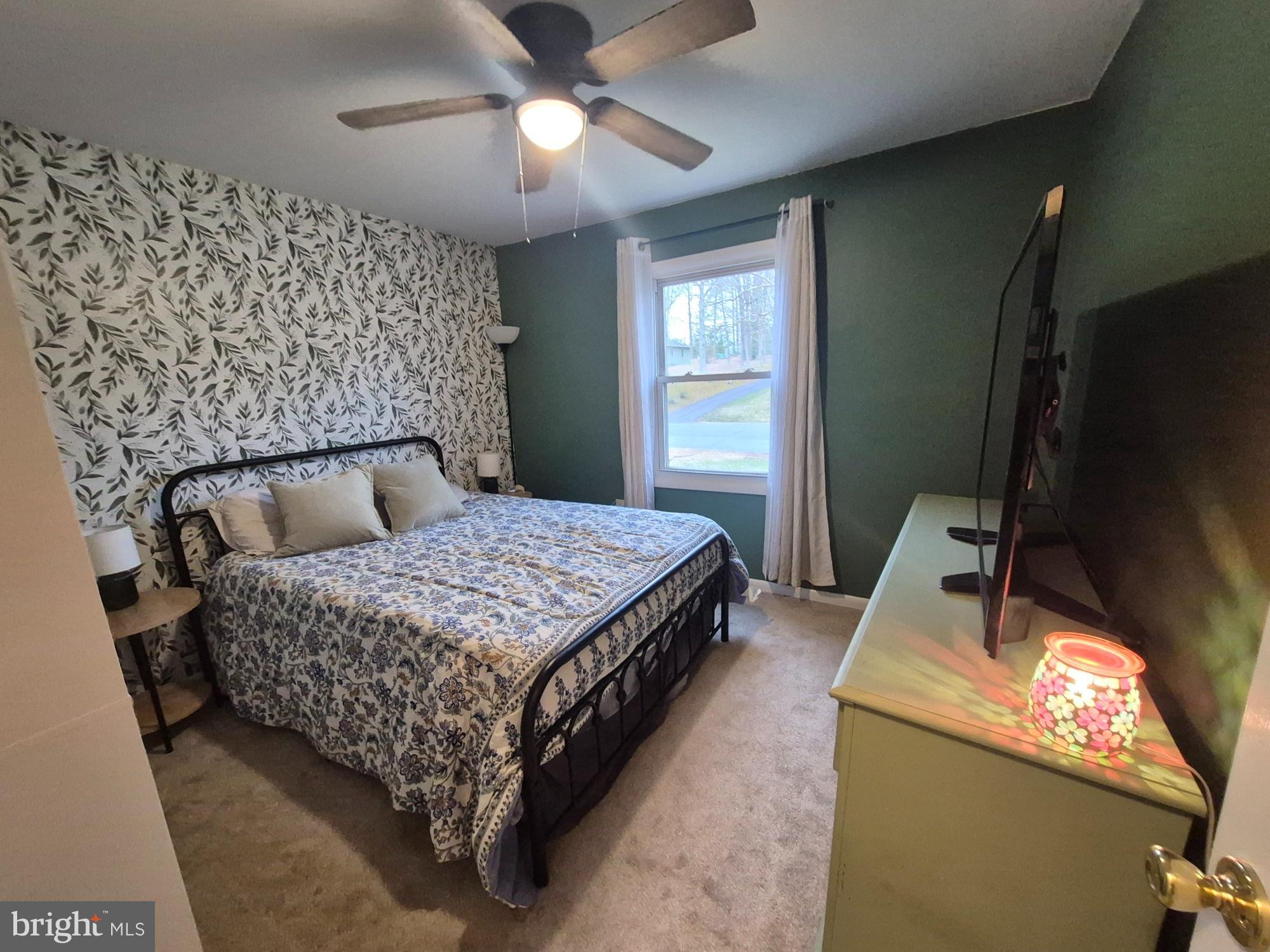 BEVERLY ESTATES - Residential