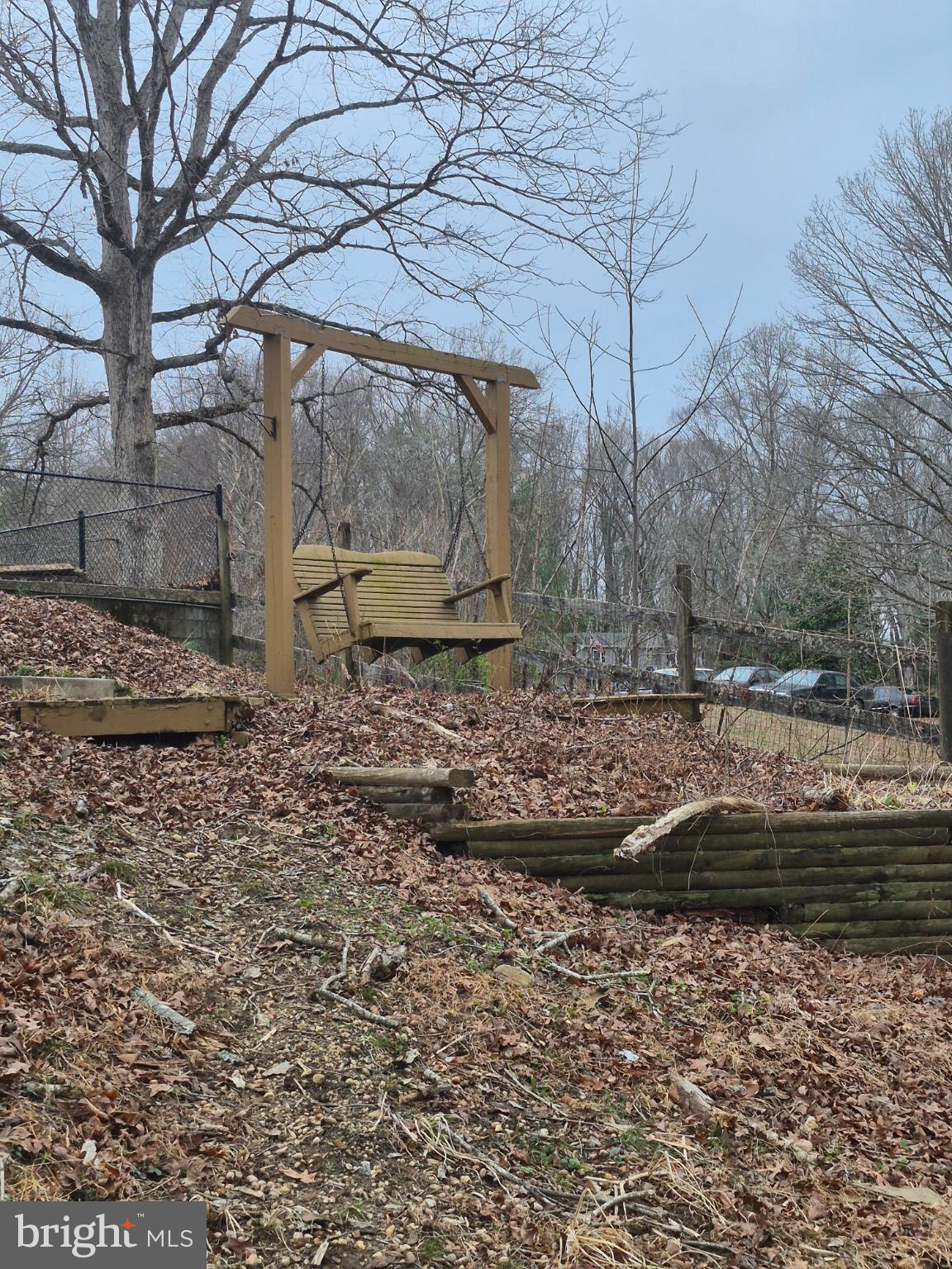 BEVERLY ESTATES - Residential