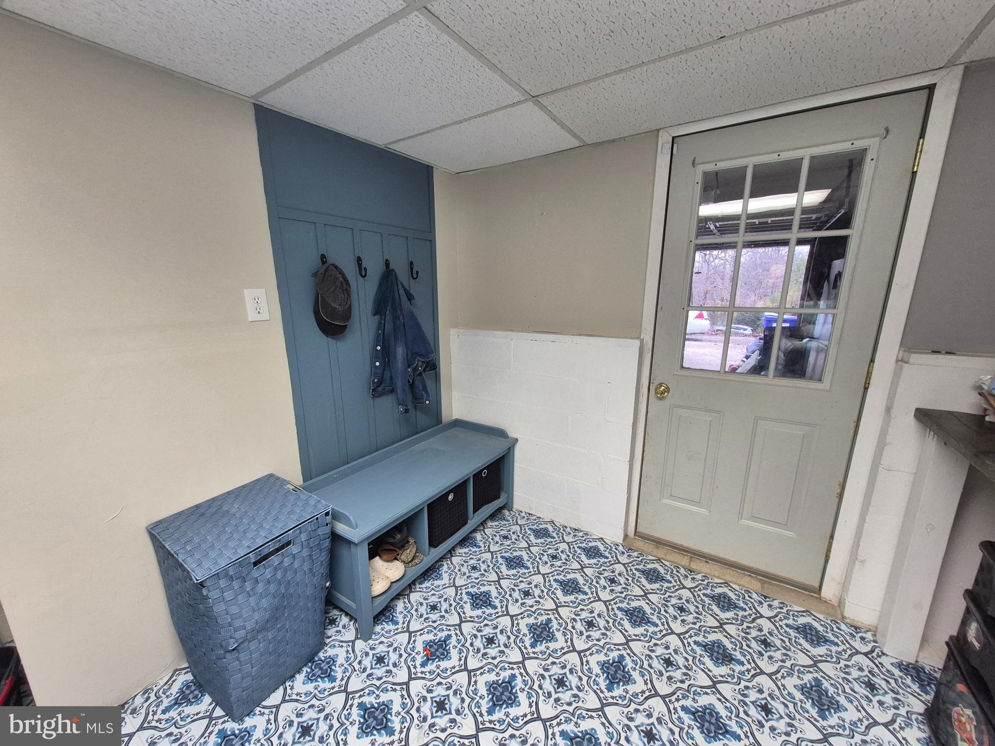 BEVERLY ESTATES - Residential