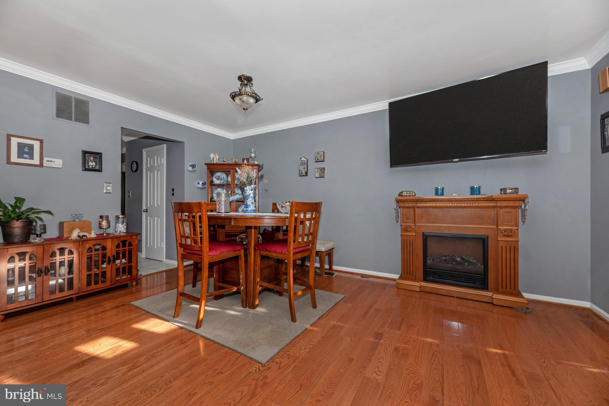 CHURCHILL TOWN SECTOR - Residential