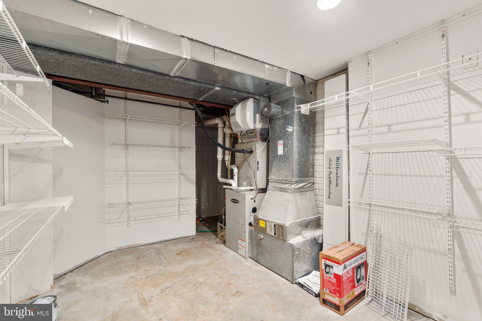 DIAMOND HILLS - Residential