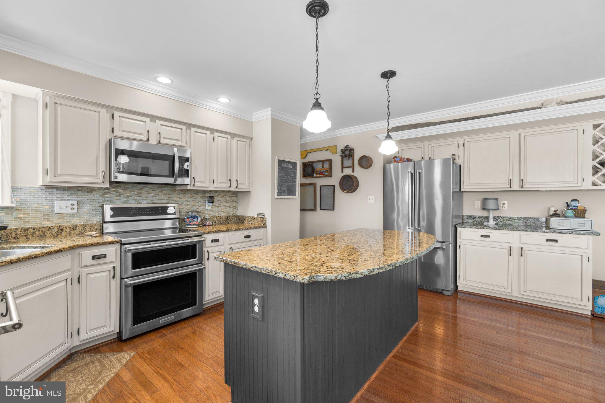 DIAMOND HILLS - Residential