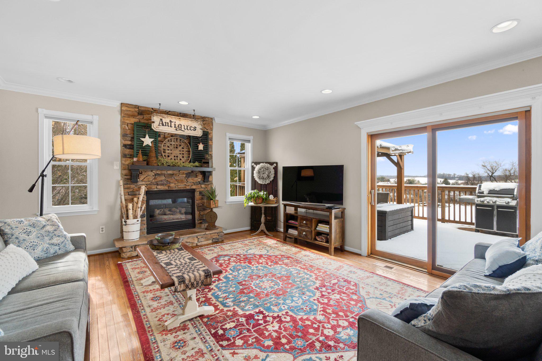 DIAMOND HILLS - Residential