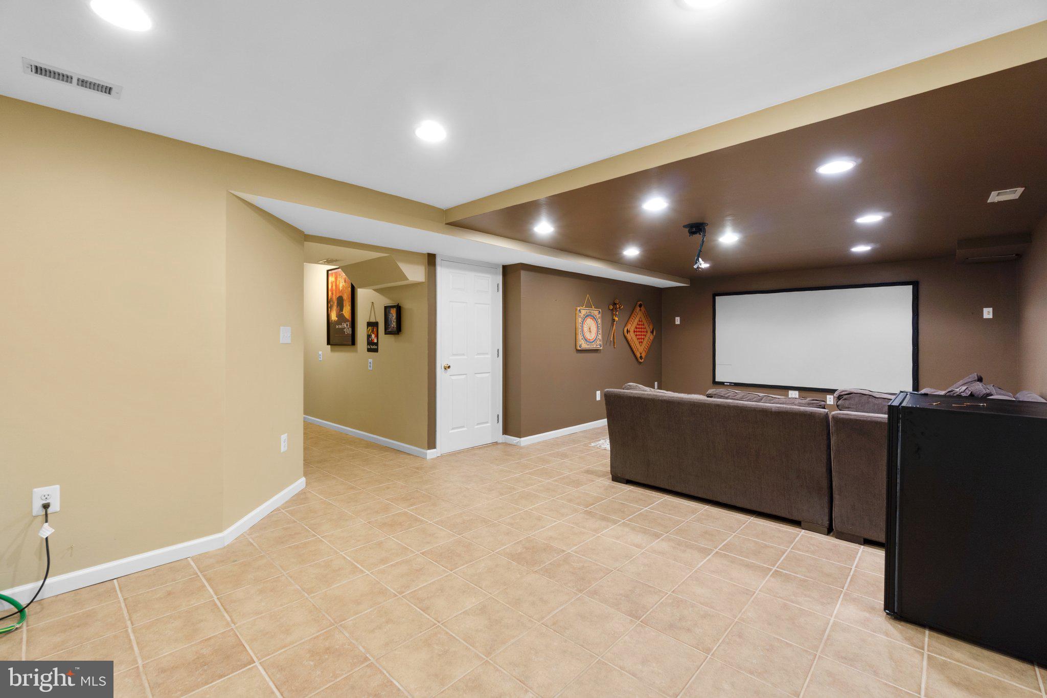 DIAMOND HILLS - Residential