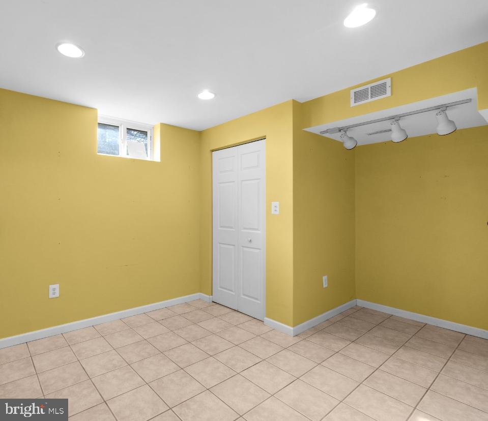 DIAMOND HILLS - Residential