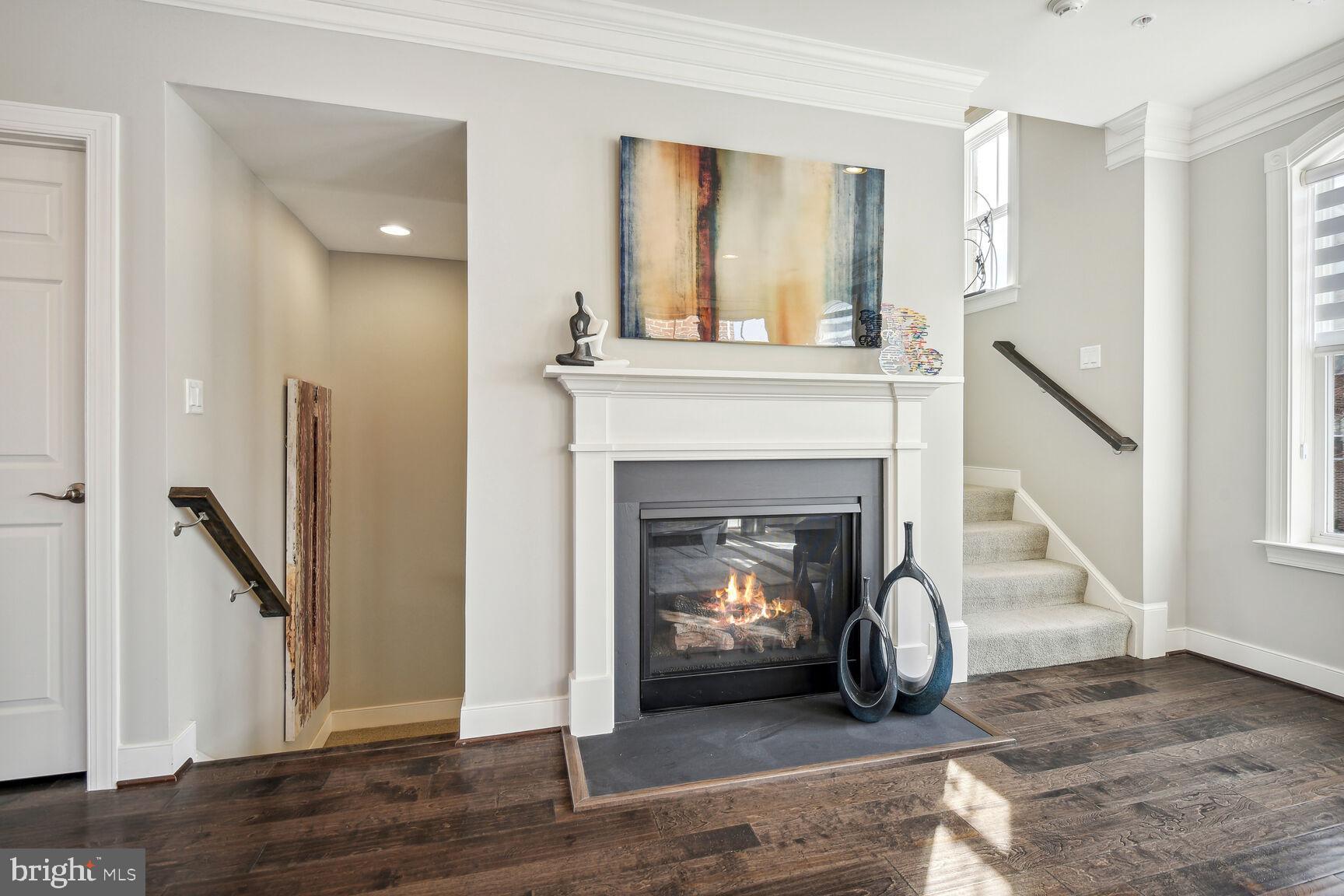 CROWN FARM - Residential