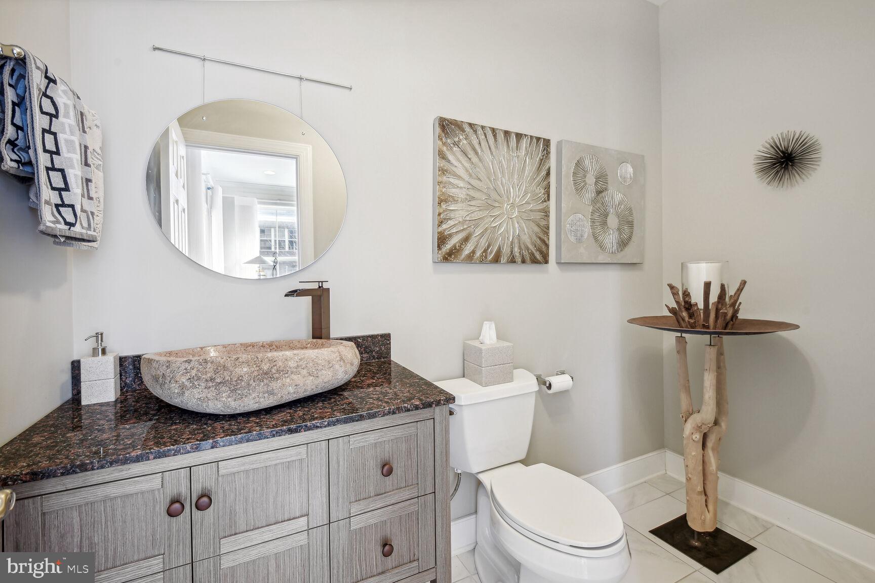 CROWN FARM - Residential