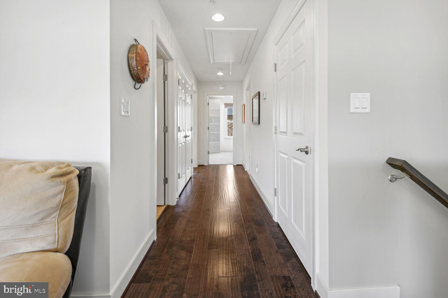 CROWN FARM - Residential