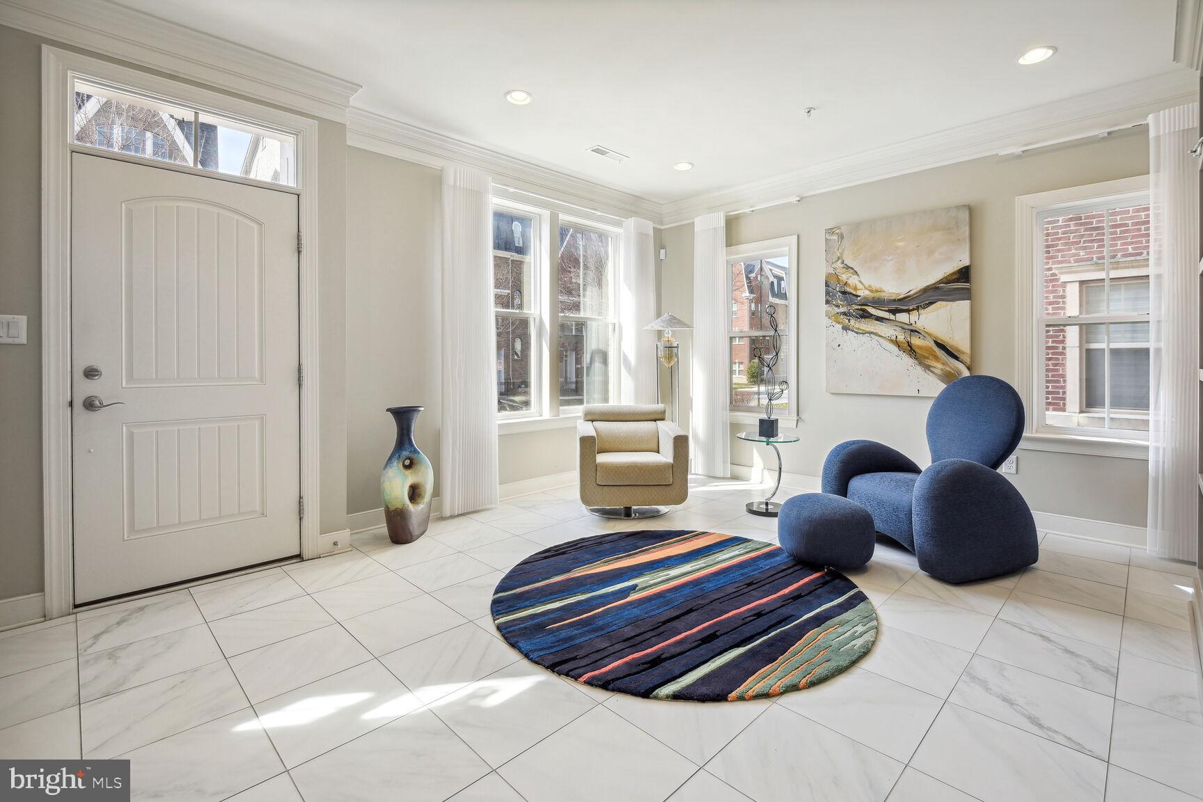 CROWN FARM - Residential