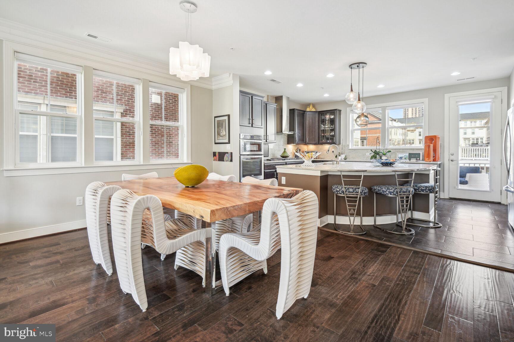 CROWN FARM - Residential