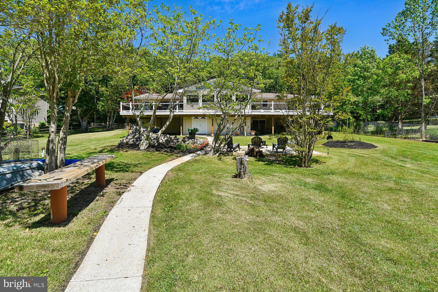 GREEN GABLES - Residential