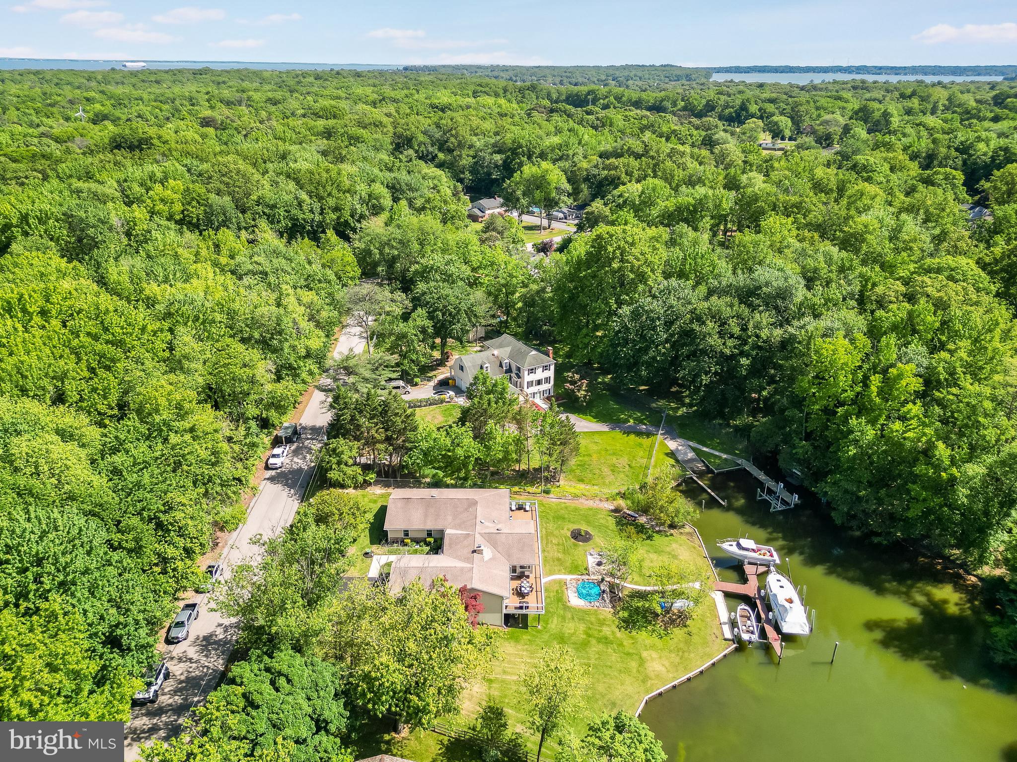 GREEN GABLES - Residential