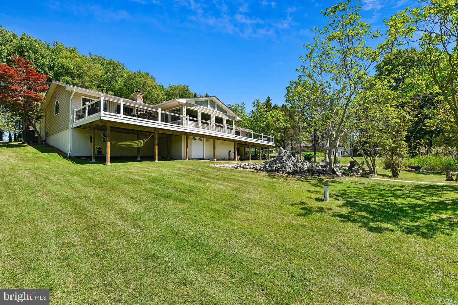 GREEN GABLES - Residential