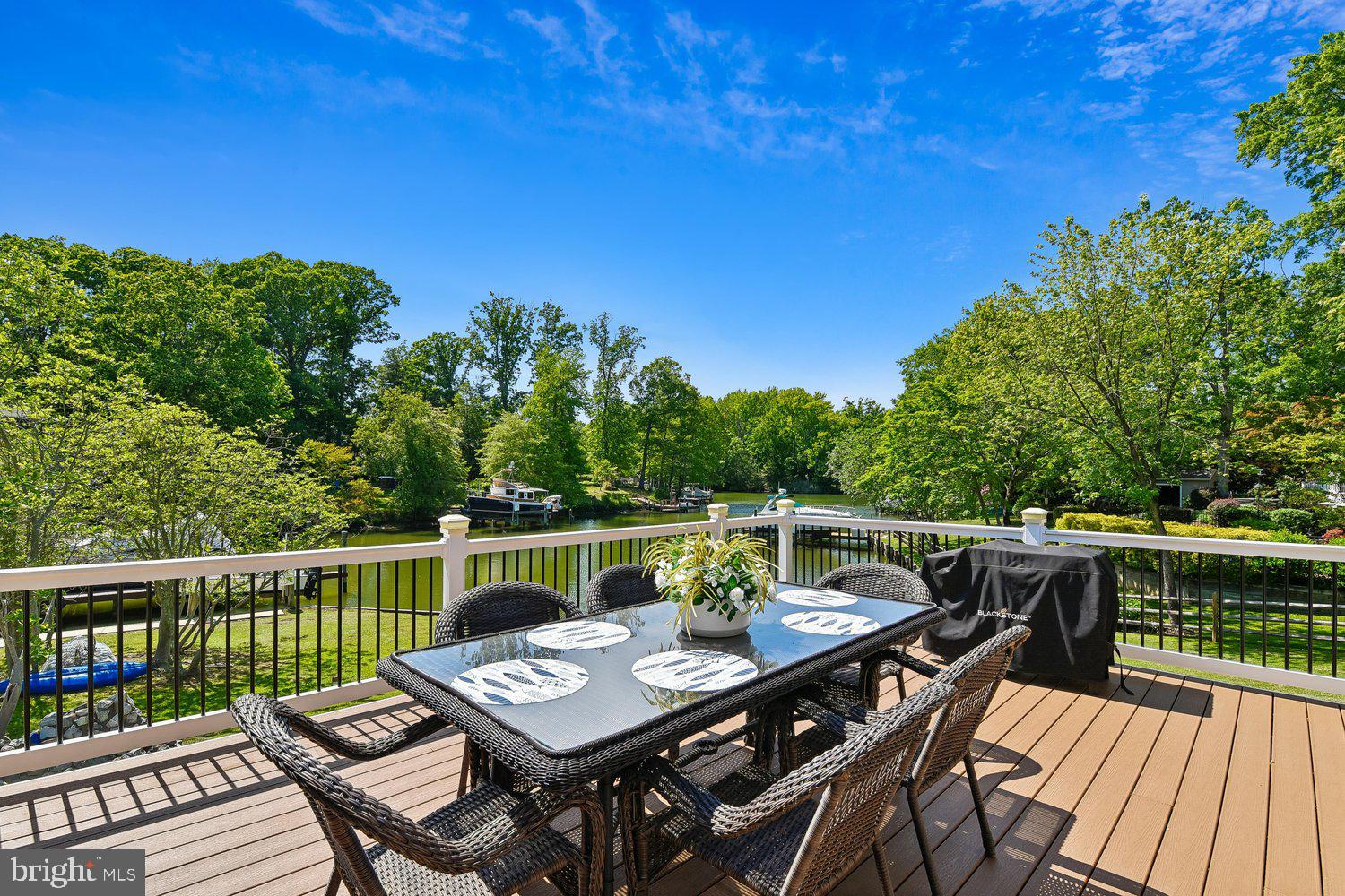 GREEN GABLES - Residential