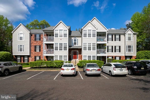 Condo For Sale - 53 Inverness Circle<br/> Burlington County, MARLTON, NJ 08053