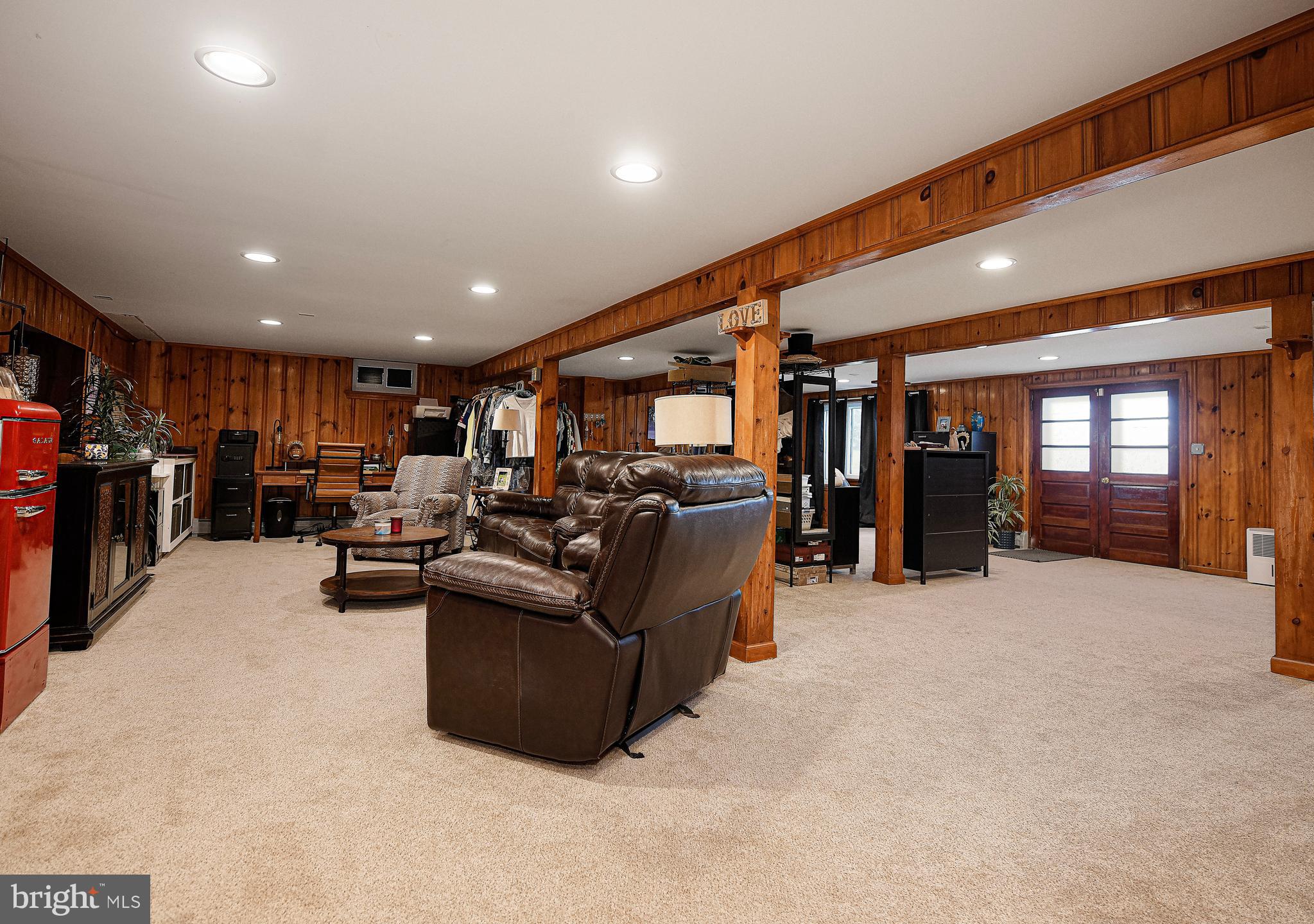 JARRETTSVILLE - Residential