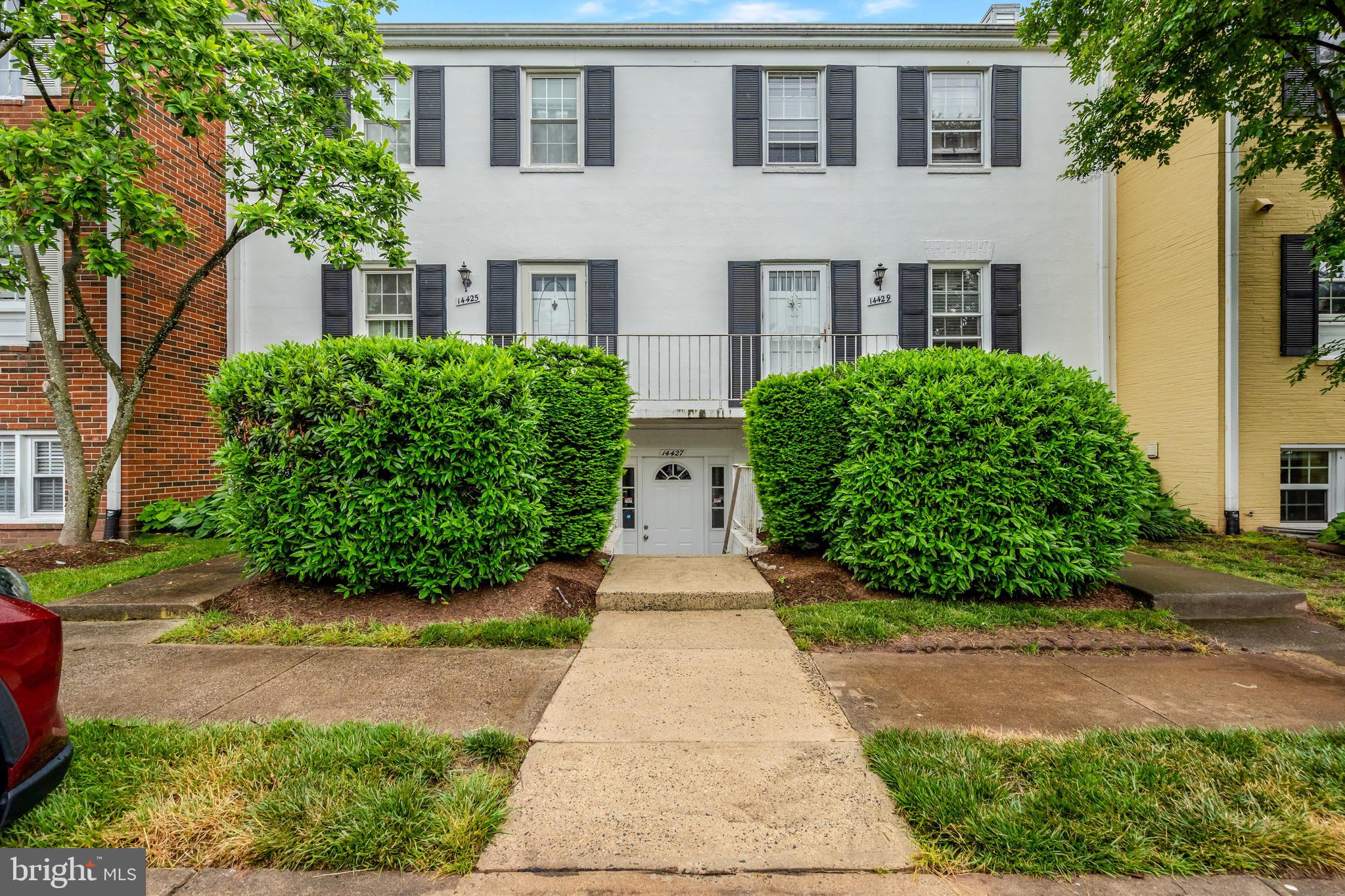 THE MEADOWS - Residential