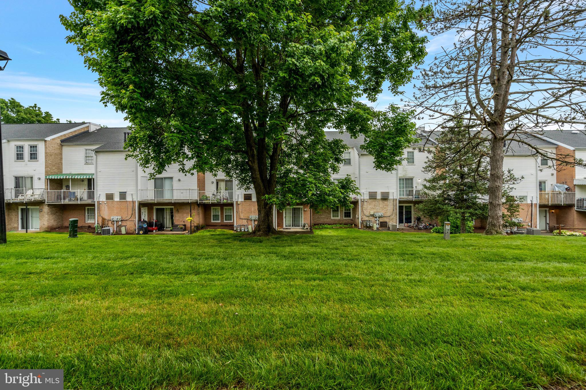 THE MEADOWS - Residential