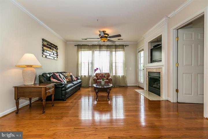 DOMINION STATION - Residential Lease