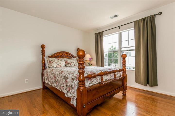 DOMINION STATION - Residential Lease