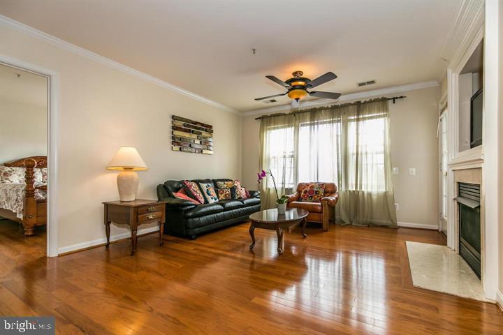 DOMINION STATION - Residential Lease