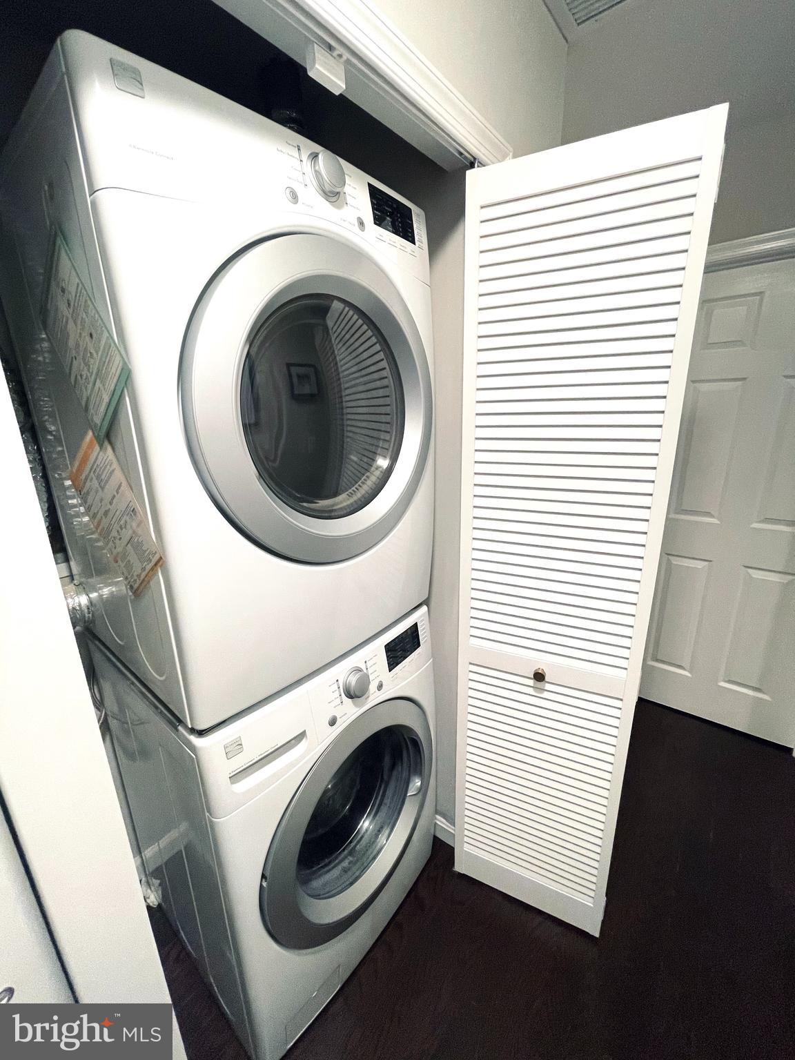 WOODLEY - Residential Lease