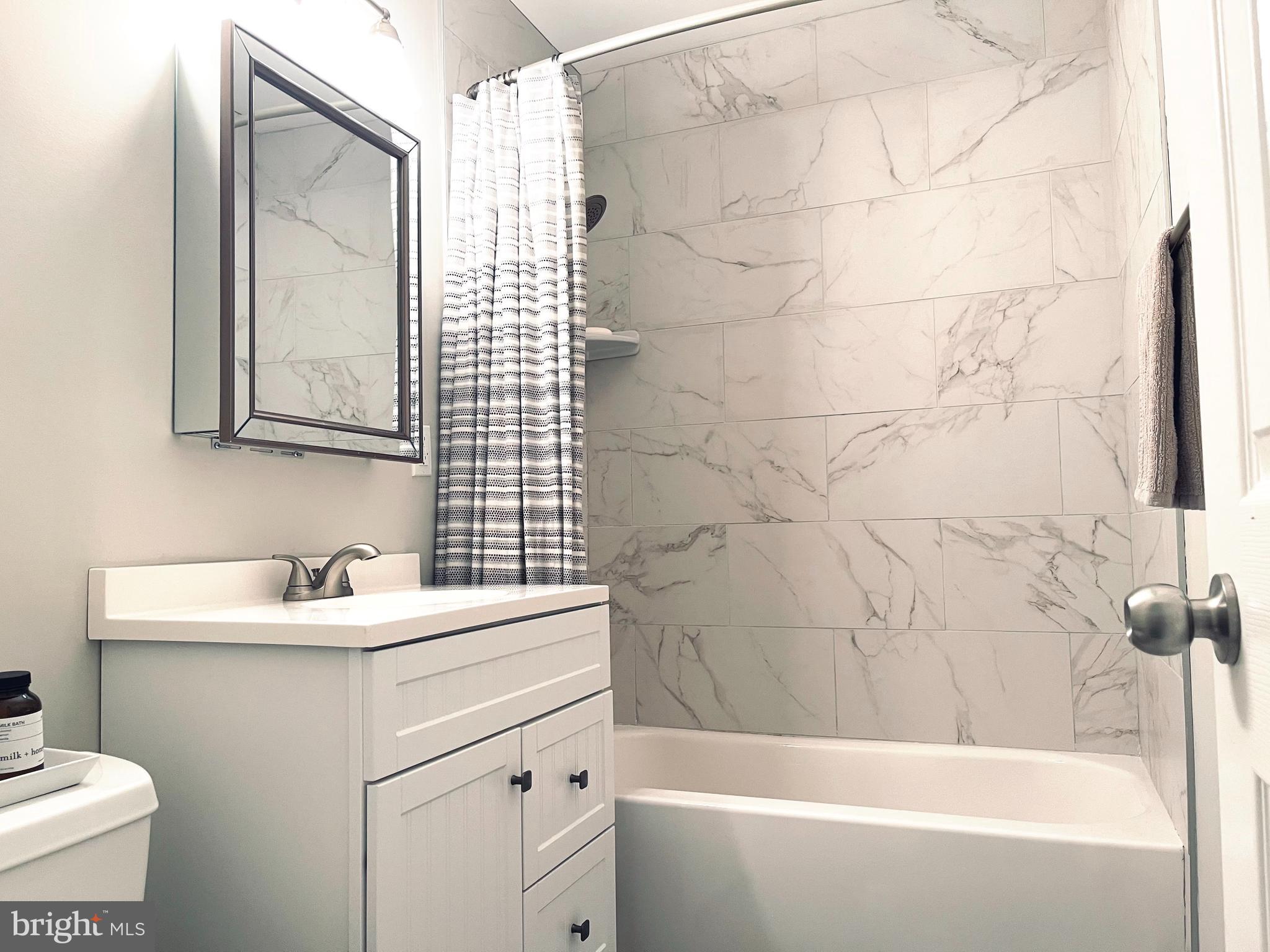 WOODLEY - Residential Lease