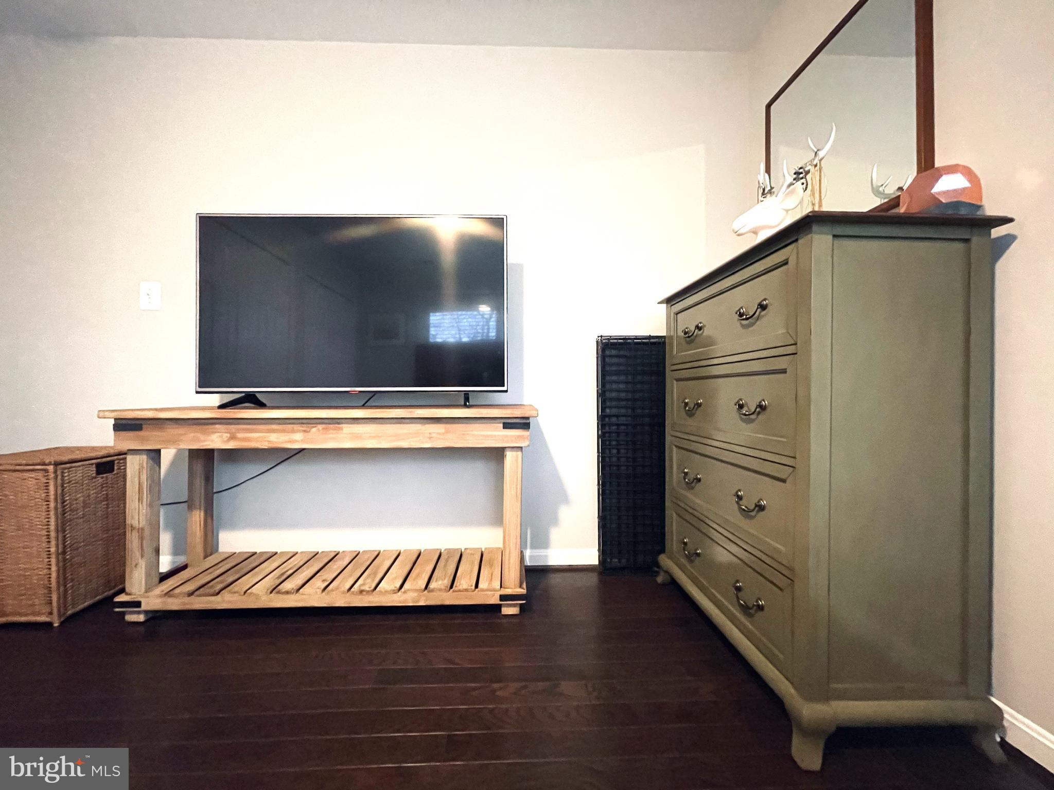 WOODLEY - Residential Lease