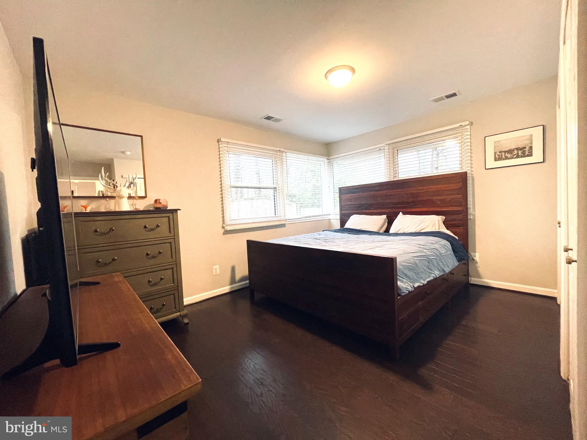 WOODLEY - Residential Lease