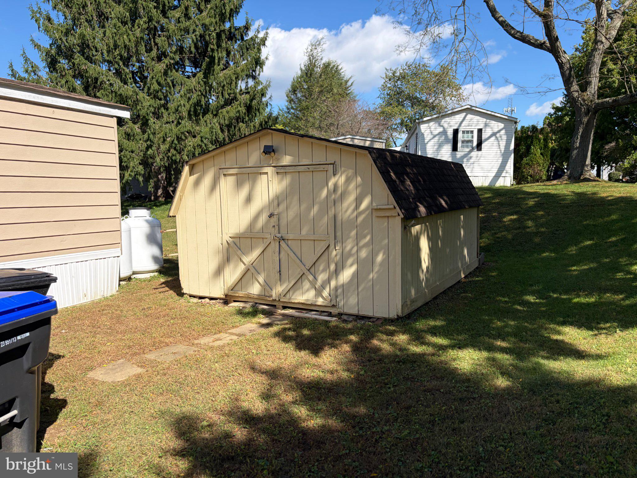 1019 MUTSU LANE