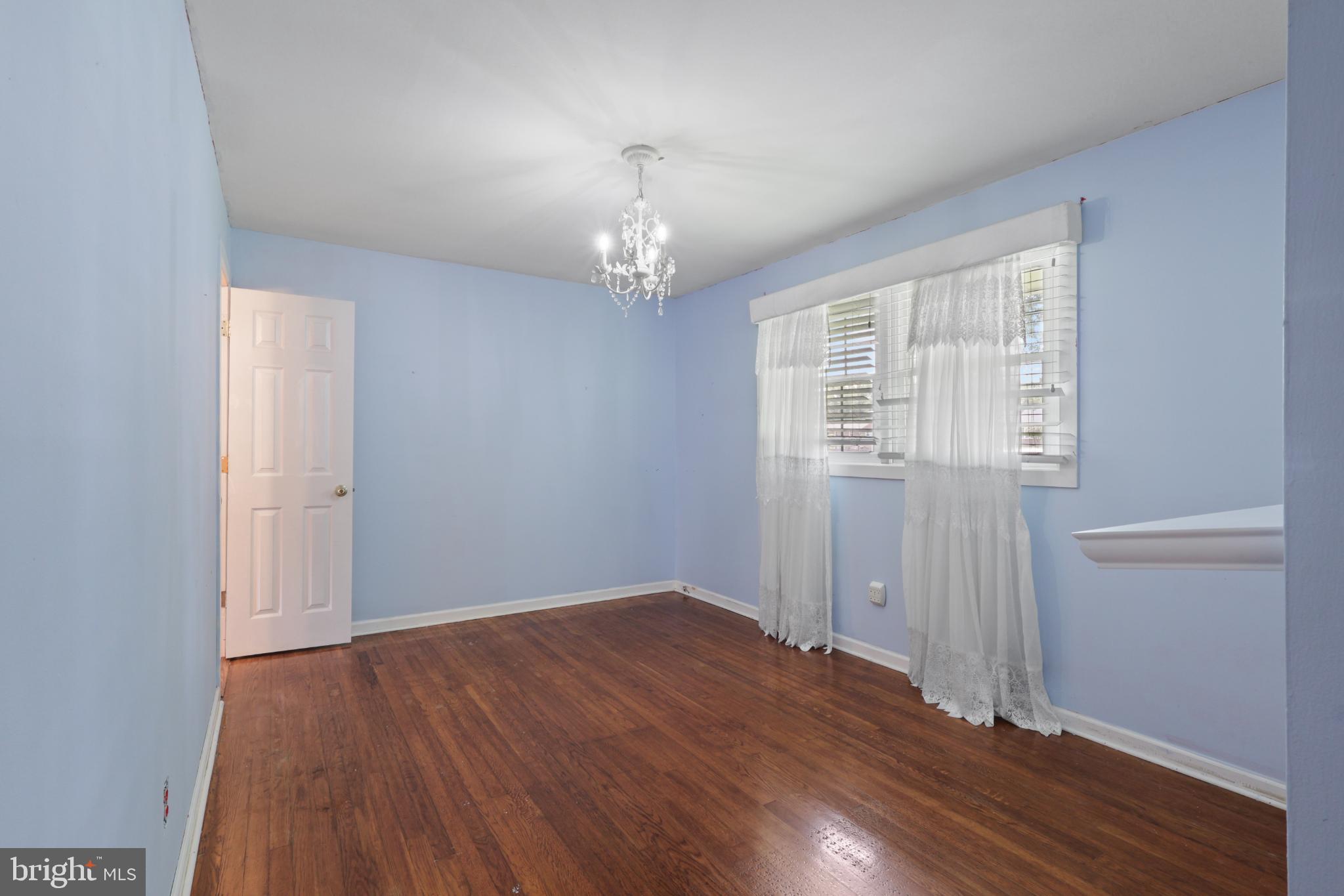 GRAFTON VILLAGE - Residential