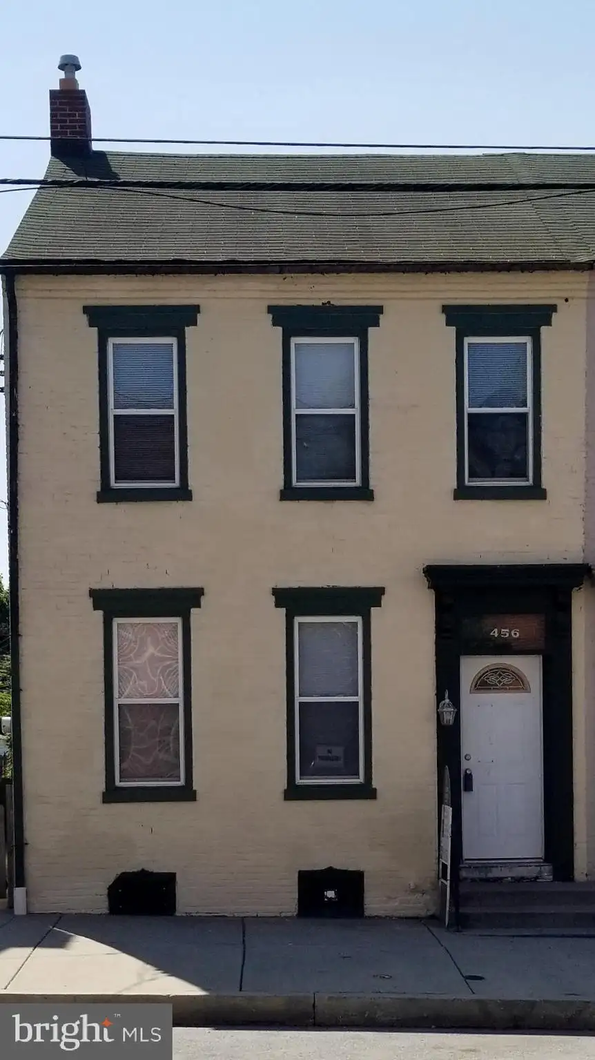 456 Walnut Street, Columbia, PA 17512