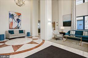 LEXINGTON SQUARE - Residential Lease