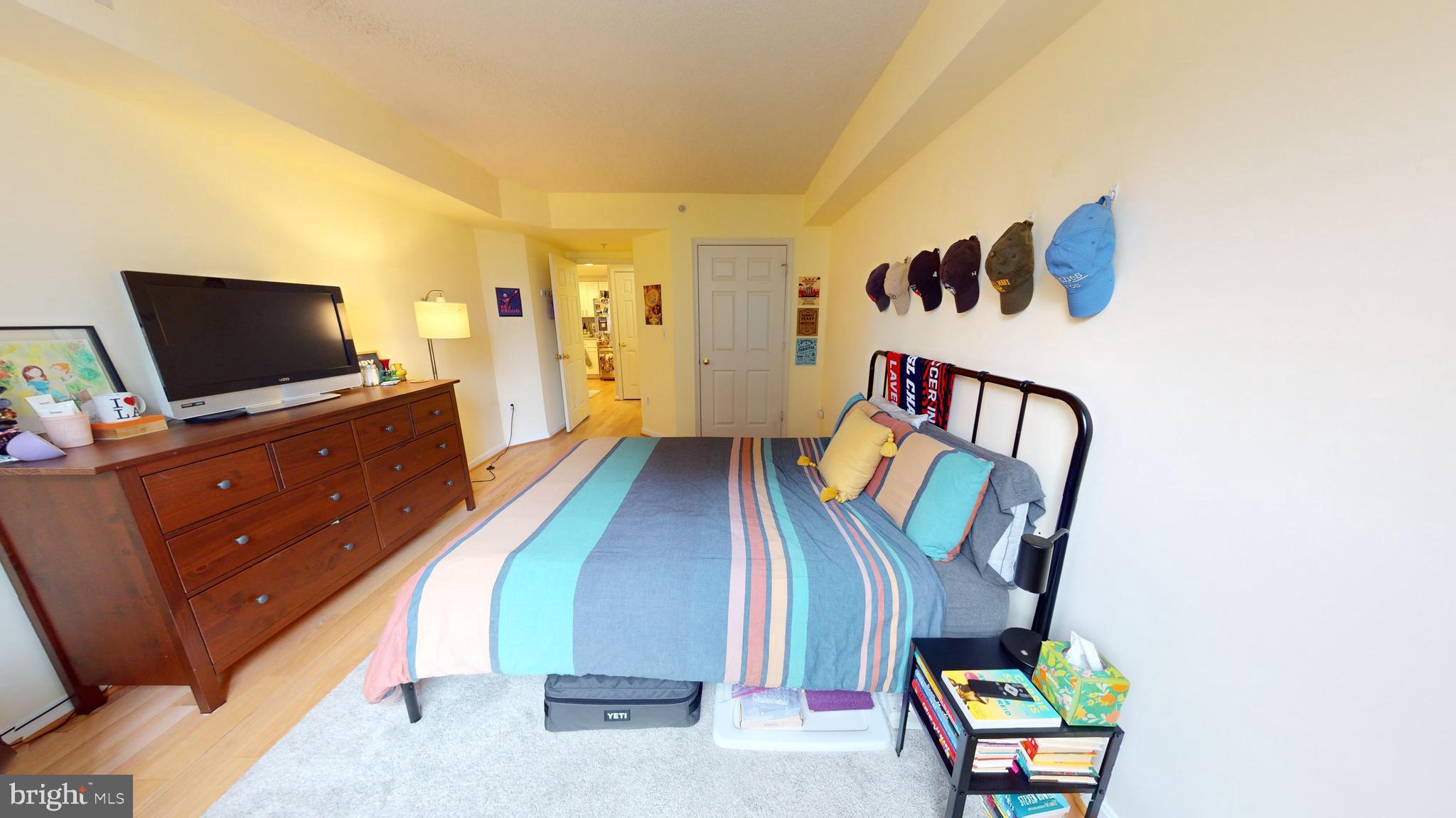 LEXINGTON SQUARE - Residential Lease