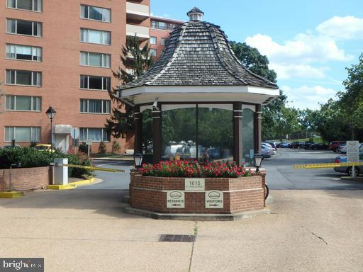 RIVER PLACE - Residential Lease