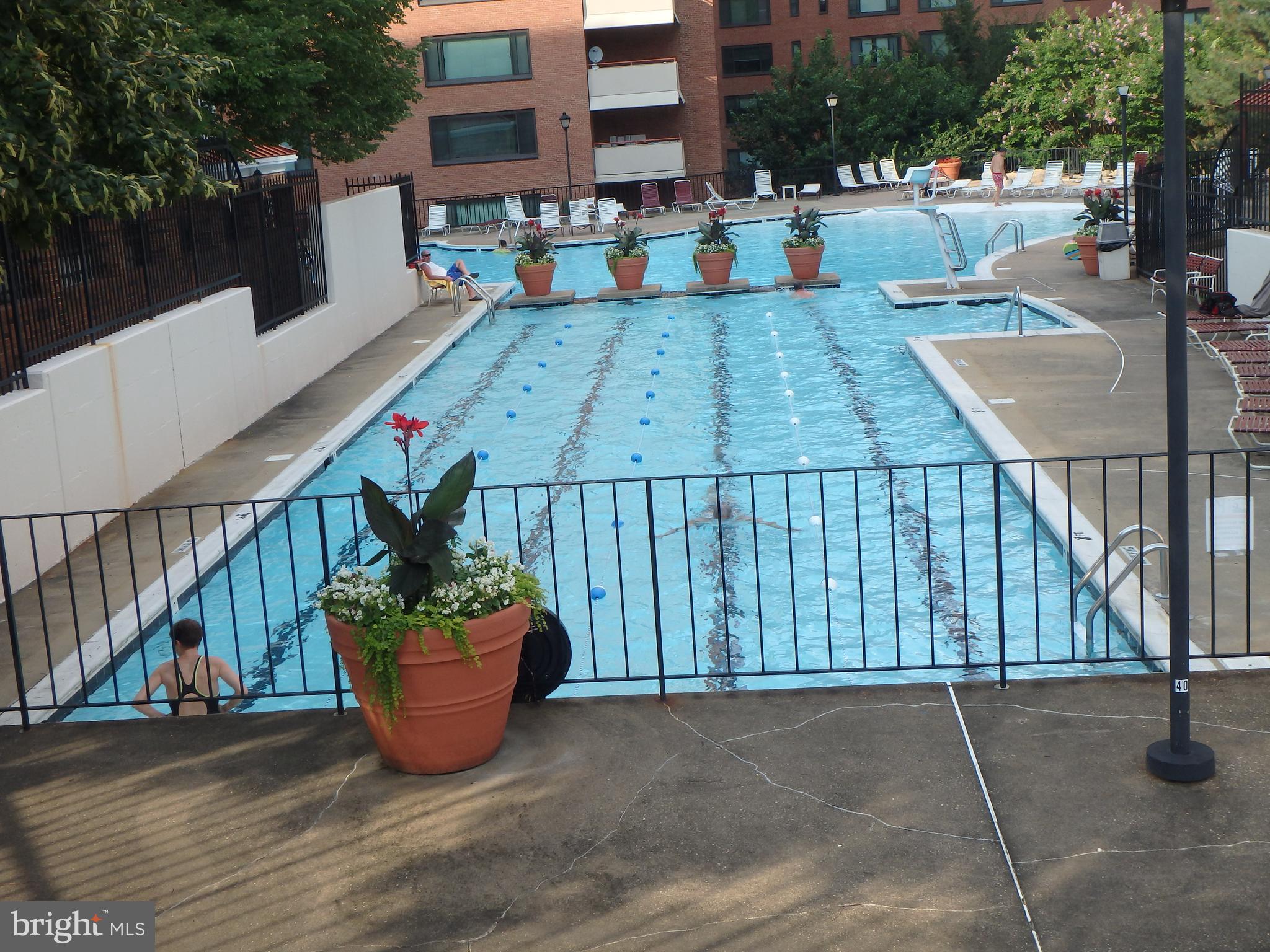 RIVER PLACE - Residential Lease