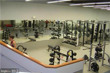 RIVER PLACE - Residential Lease