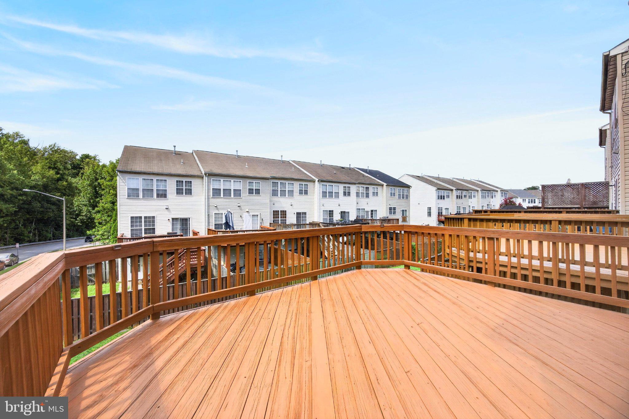 14913 WHITTIER LOOP
