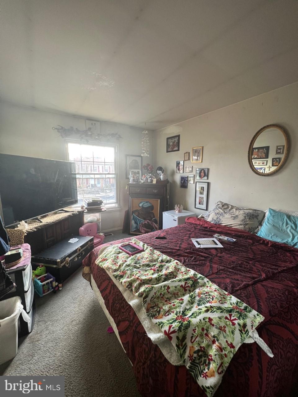 HERITAGE SQUARE - Residential