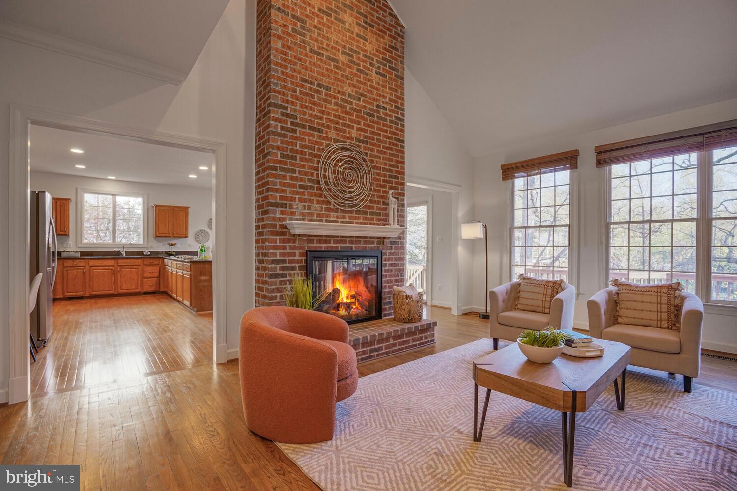 WOODLAND LAKE - Residential