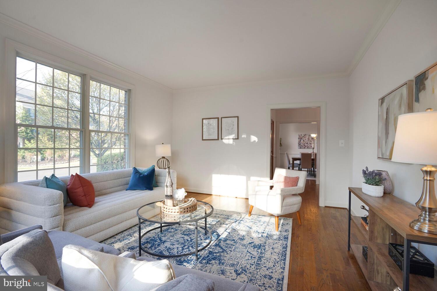 WOODLAND LAKE - Residential