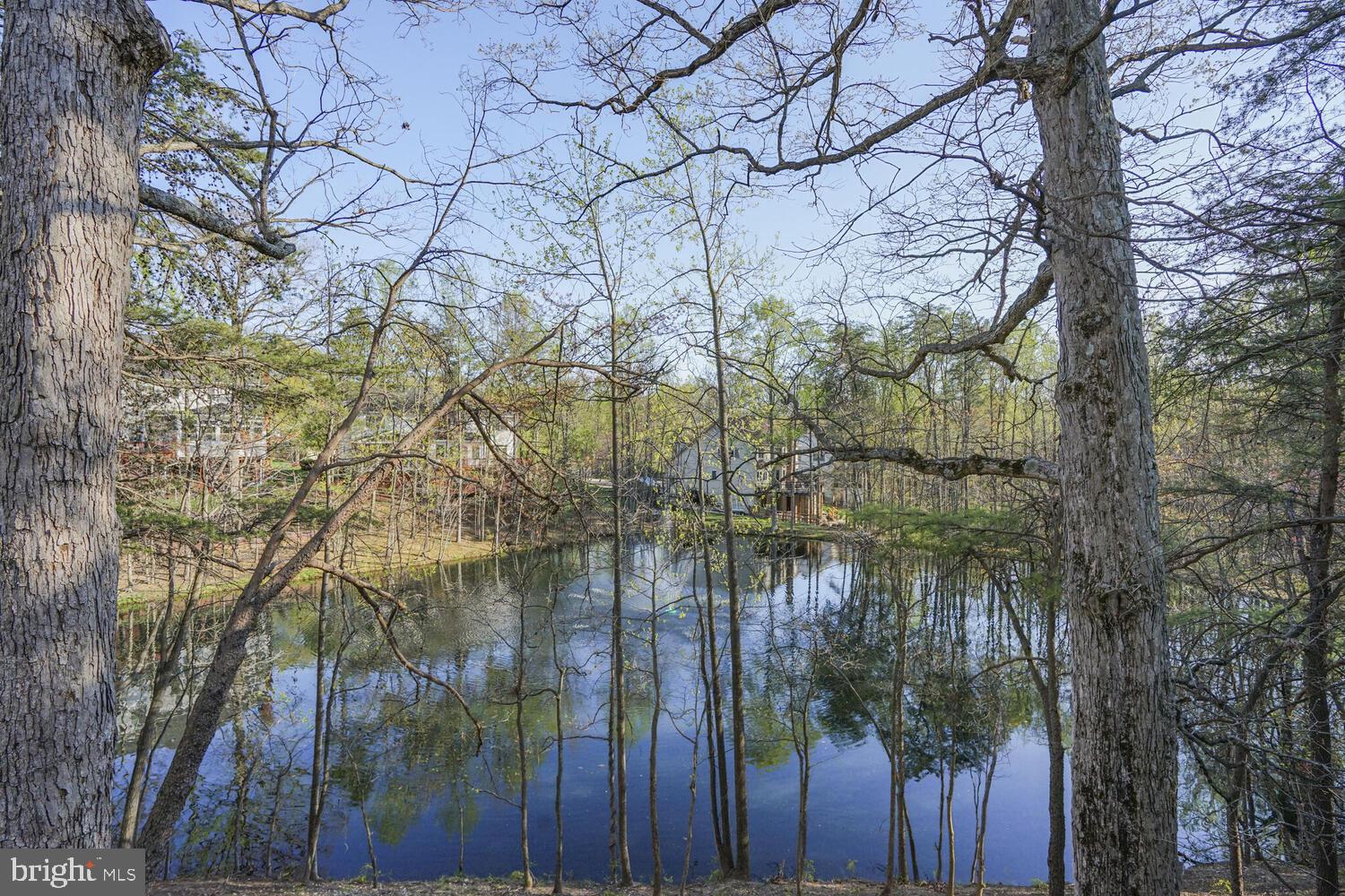 WOODLAND LAKE - Residential