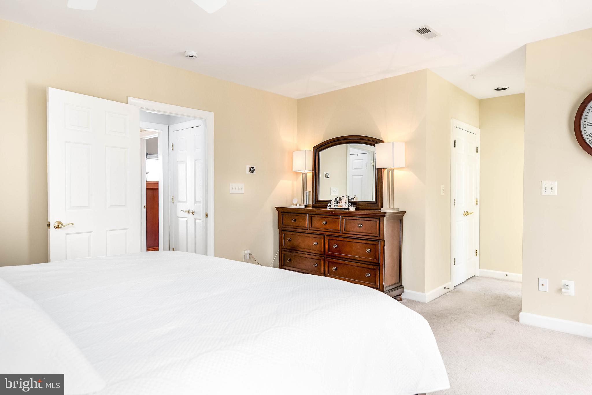 WILKES CORNER - Residential