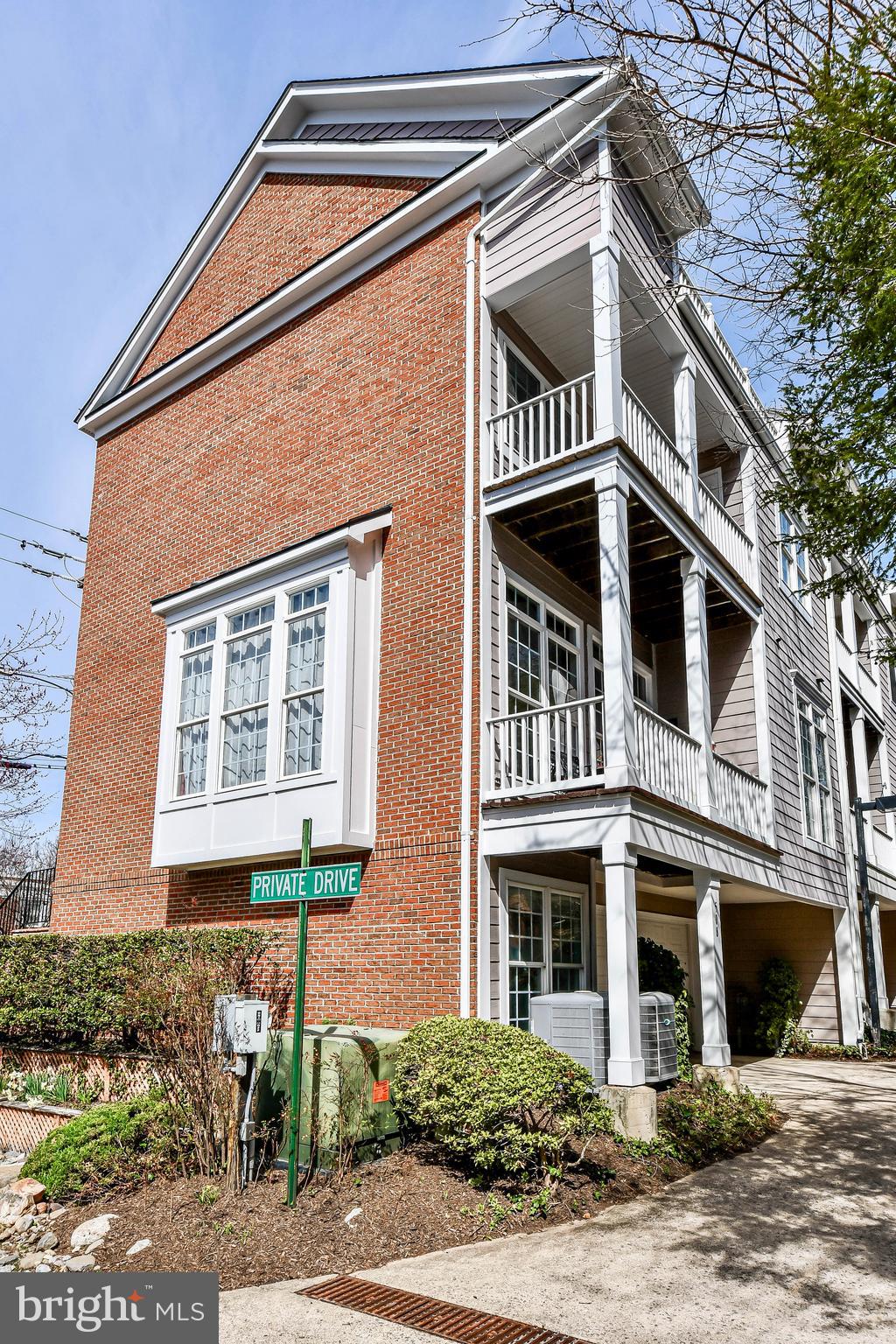 WILKES CORNER - Residential