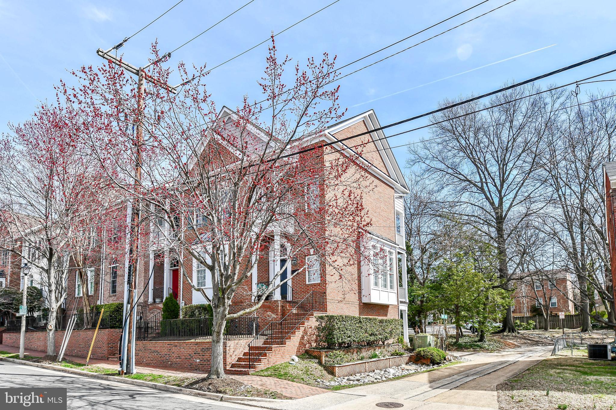 WILKES CORNER - Residential