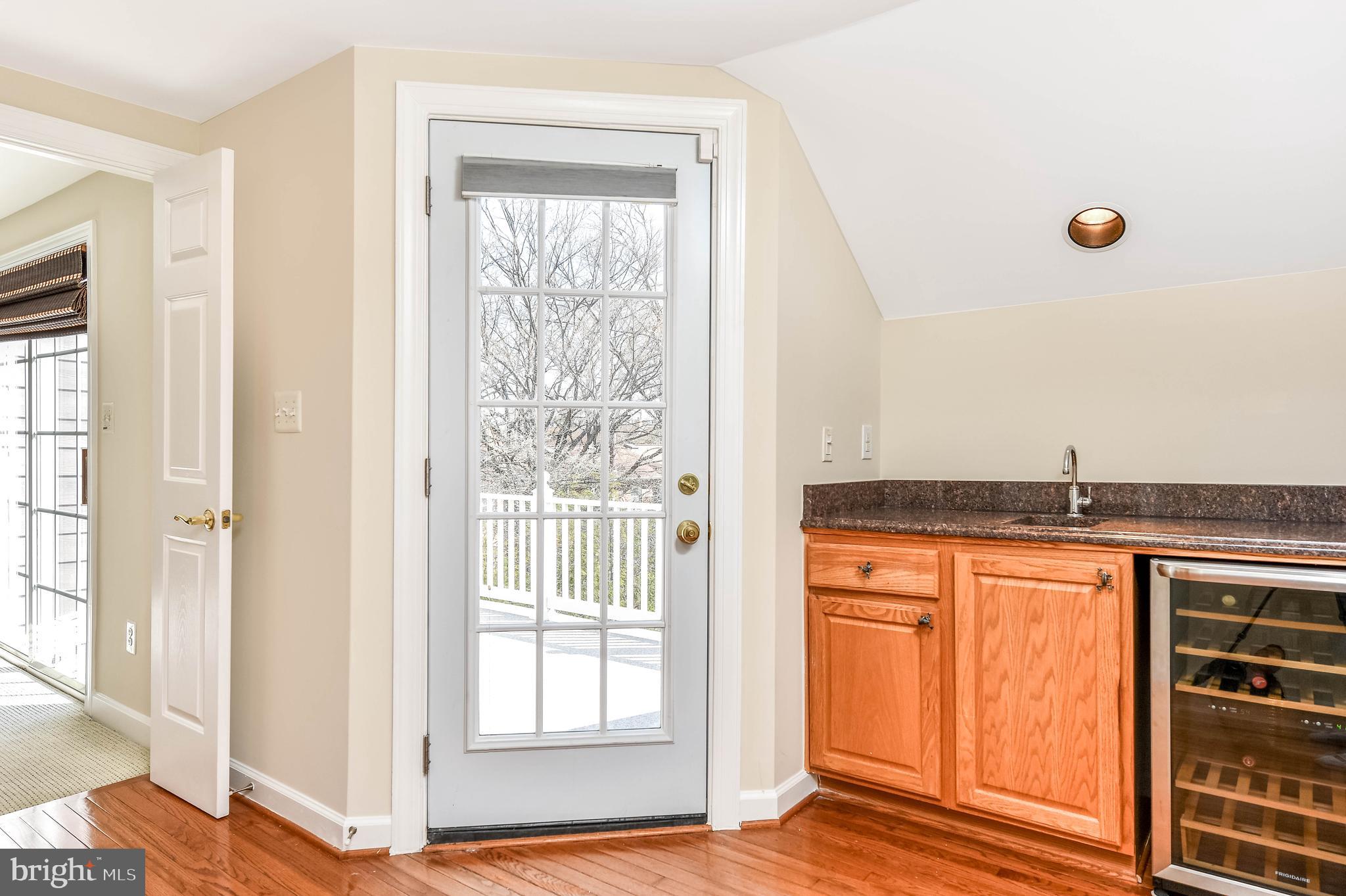 WILKES CORNER - Residential