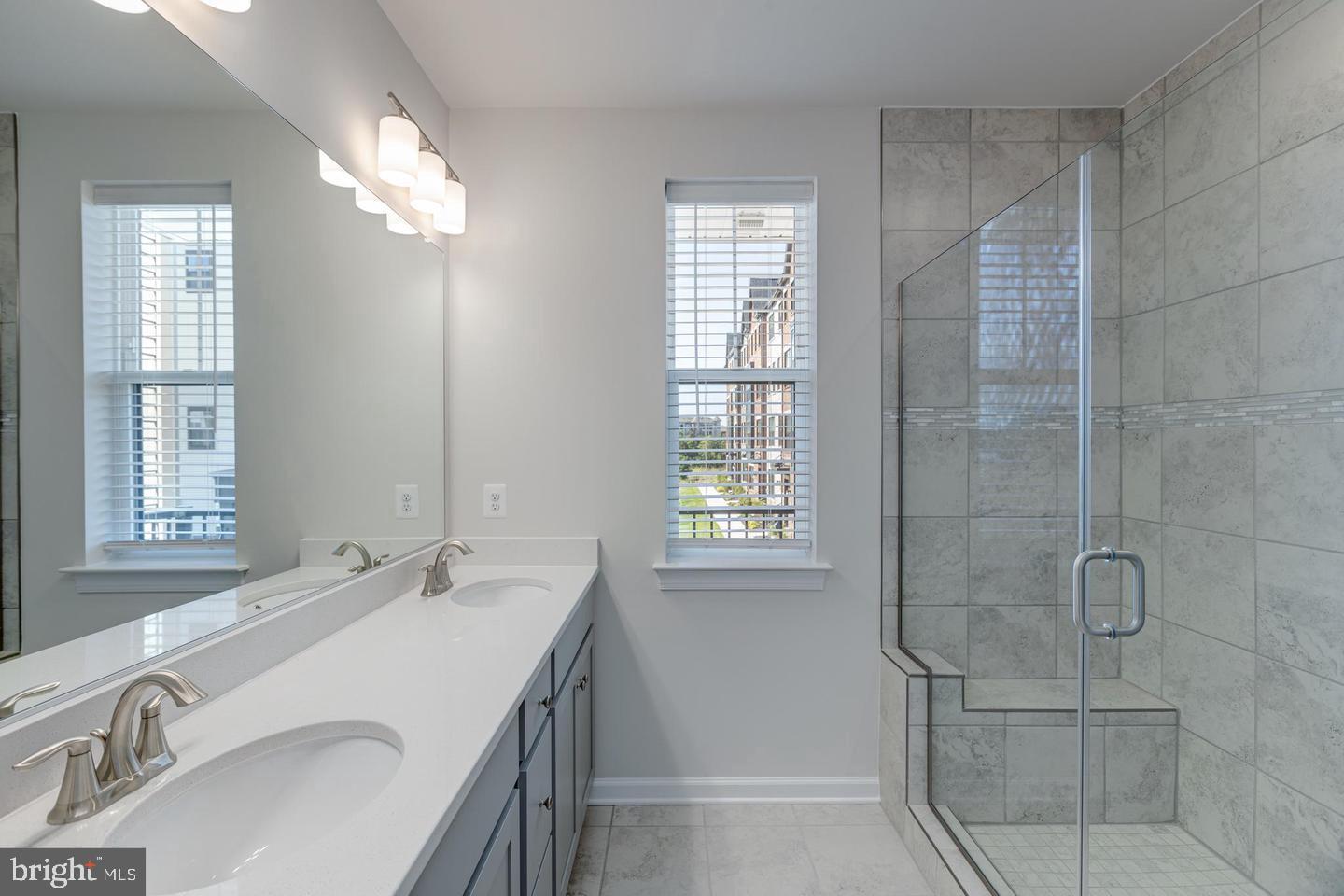 METRO WALK AT MOOREFIELD STATION - Residential Lease