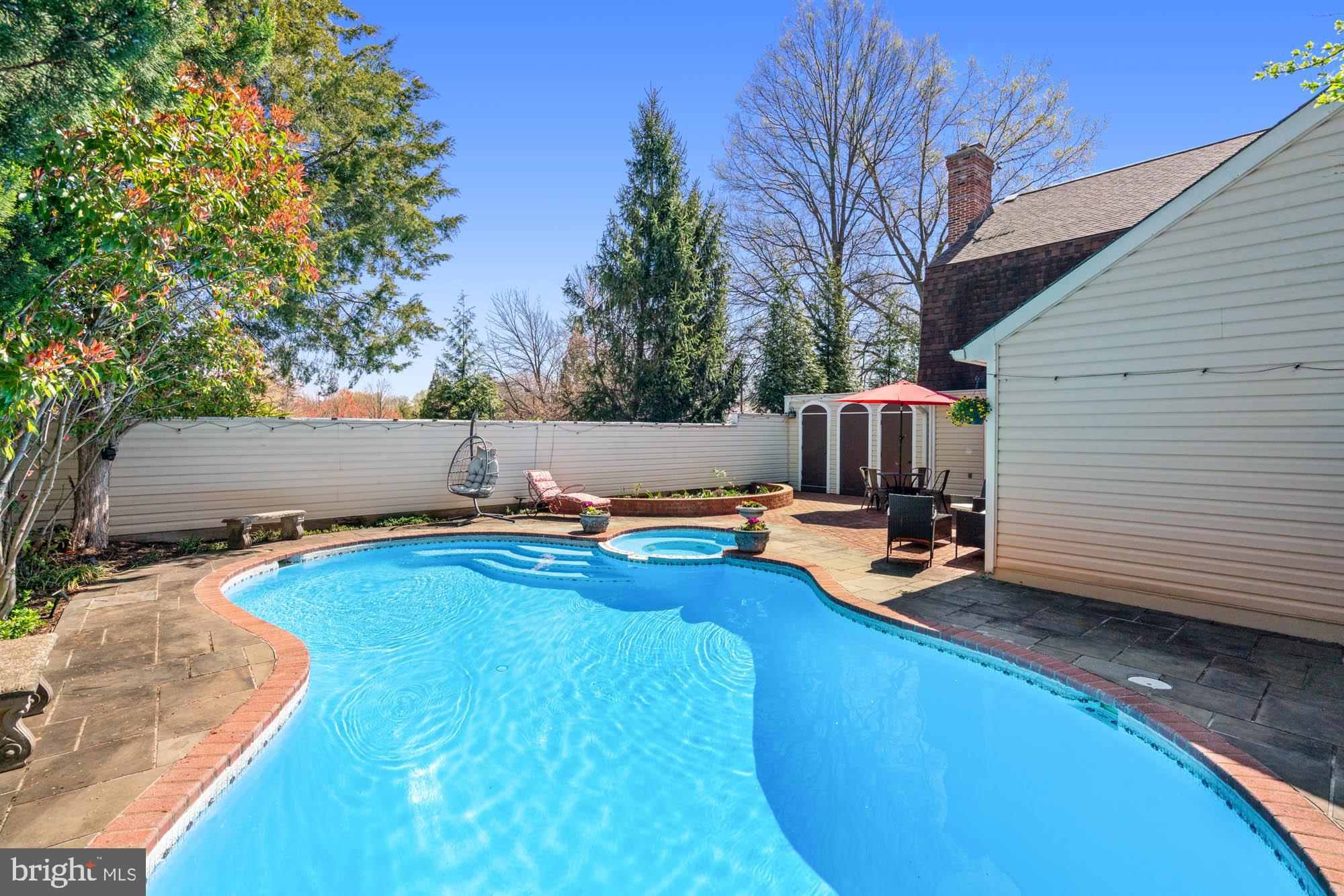 PT BETHESDA OUT RES 1 - Residential