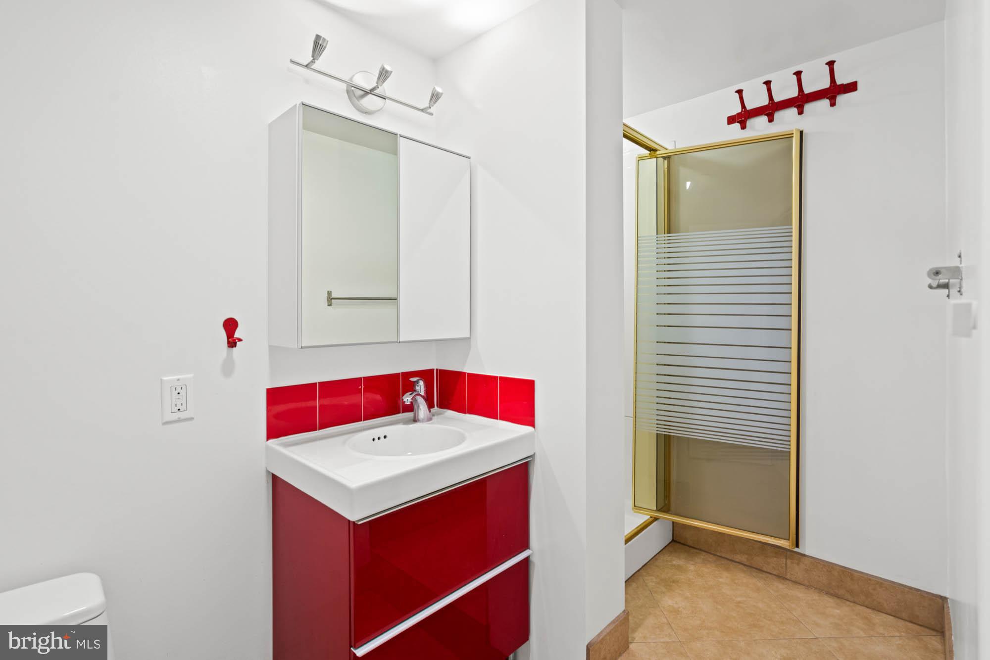 PT BETHESDA OUT RES 1 - Residential